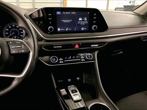 Phantom Black 2022 Hyundai SONATA SEL