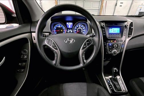 2017 Hyundai Elantra GT Base