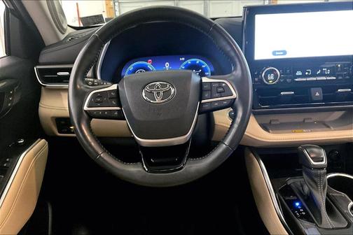 2023 Toyota Highlander Hybrid Limited