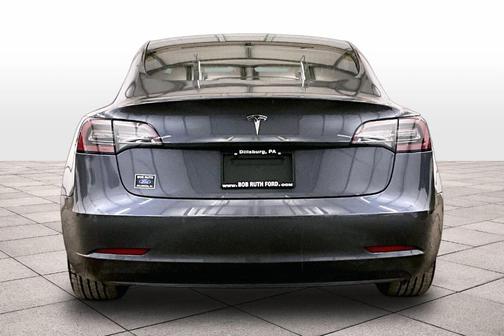 2019 Tesla Model 3 Mid Range