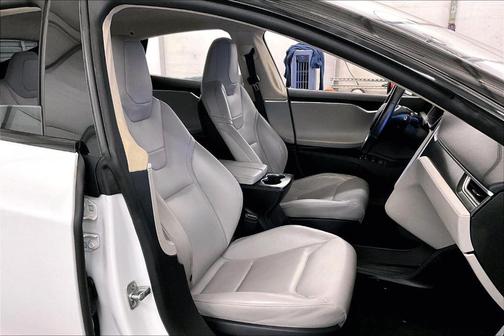 2016 Tesla Model S P90D