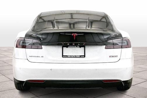 2016 Tesla Model S P90D