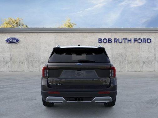 Agate Black Metallic 2026 Ford Explorer Platinum