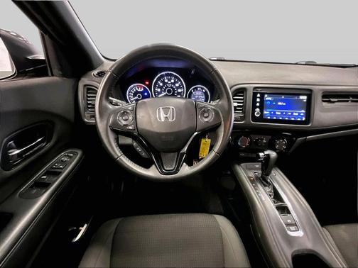 Crystal Black Pearl 2022 Honda HR-V Sport