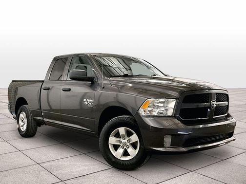 Granite Crystal Clearcoat Metallic 2019 RAM 1500 Classic Express
