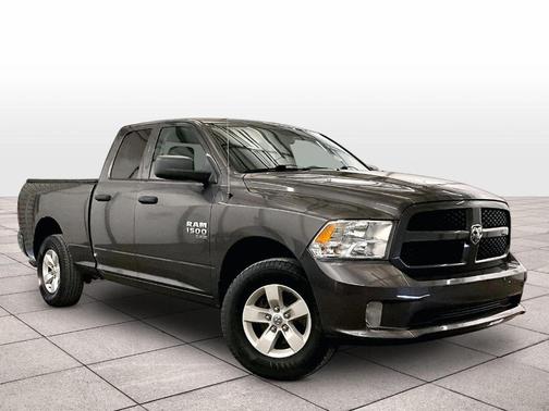Granite Crystal Clearcoat Metallic 2019 RAM 1500 Classic Express