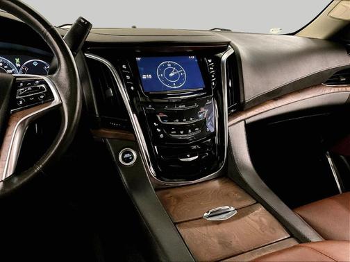 2015 Cadillac Escalade ESV Luxury
