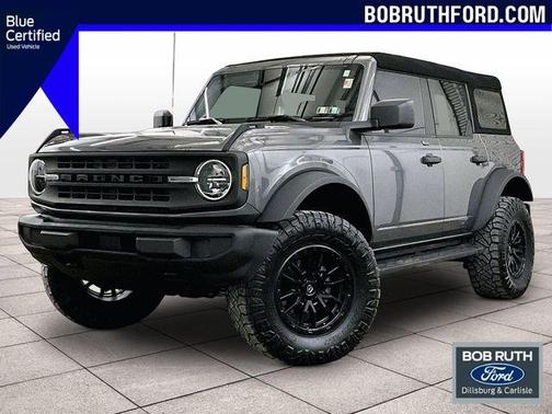 Carbonized Gray Metallic 2023 Ford Bronco
