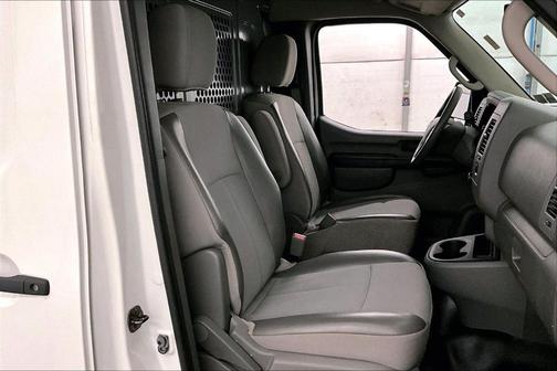 2014 Nissan NV Cargo NV3500 HD S V8