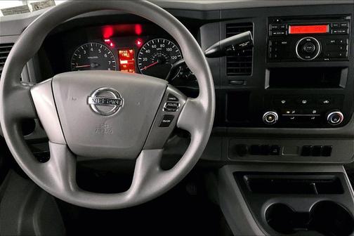 2014 Nissan NV Cargo NV3500 HD S V8