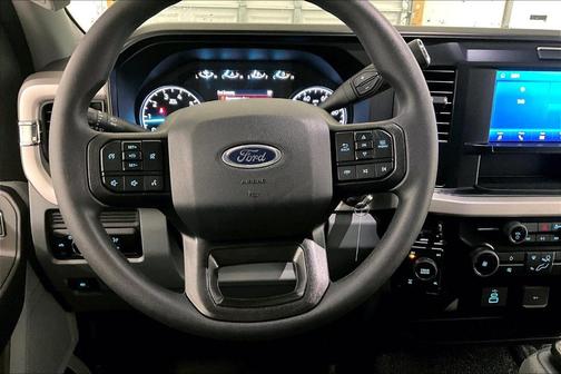 2025 Ford F-250 XL