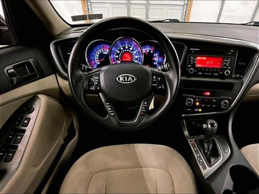 Metal Bronze 2011 Kia Optima LX
