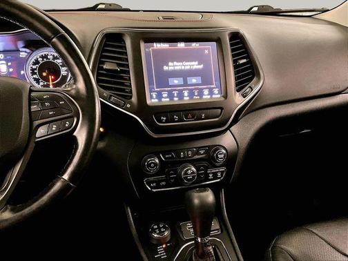 Diamond Black 2020 Jeep Cherokee Trailhawk