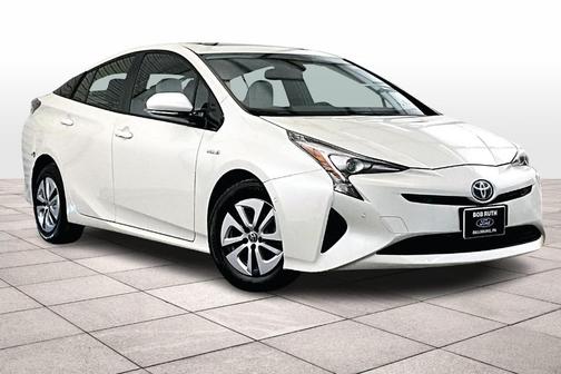 2016 Toyota Prius Four