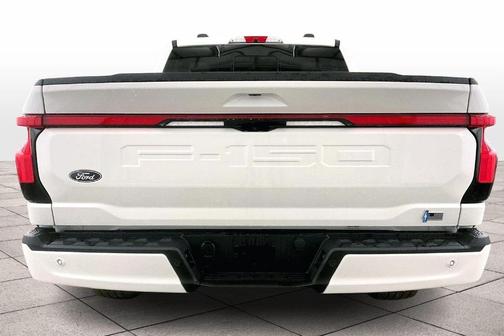 2025 Ford F-150 Lightning Platinum