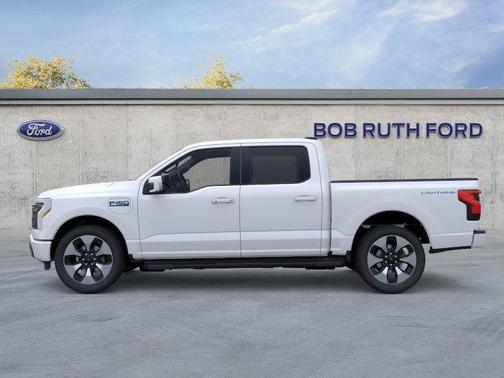 2025 Ford F-150 Lightning Platinum