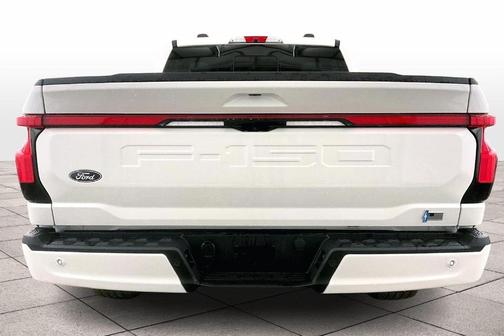 2025 Ford F-150 Lightning Platinum