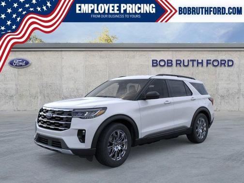 Space White Metallic 2026 Ford Explorer Active