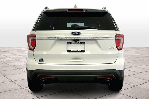 2016 Ford Explorer Base