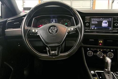 2019 Volkswagen Jetta 1.4T R-Line