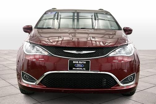 2020 Chrysler Pacifica Touring-L