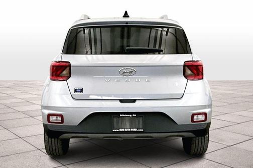 2022 Hyundai VENUE SEL