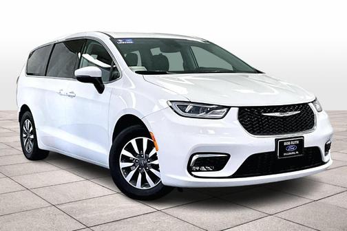 2023 Chrysler Pacifica Hybrid Touring L