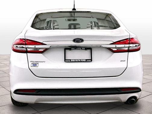 Oxford White 2018 Ford Fusion SE