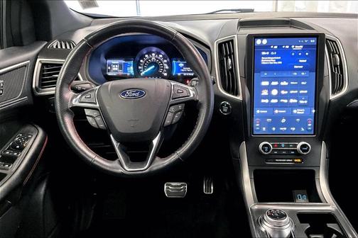 2022 Ford Edge ST Line