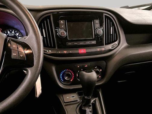 Bright White 2022 RAM ProMaster City Base