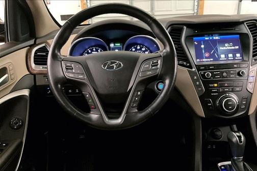 2017 Hyundai SANTA FE SE Ultimate