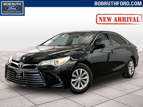 Midnight Black Metallic 2016 Toyota Camry LE