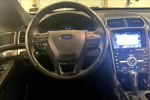 2019 Ford Explorer sport