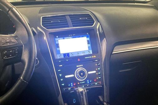 2019 Ford Explorer sport