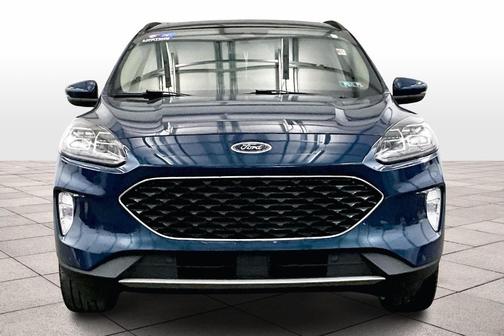 2020 Ford Escape Titanium Hybrid