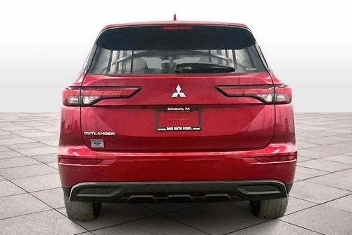 2022 Mitsubishi Outlander Black Edition