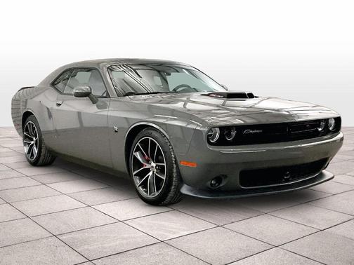 Destroyer Gray Clearcoat 2018 Dodge Challenger 392 Hemi Scat Pack Shaker