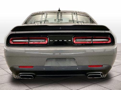Destroyer Gray Clearcoat 2018 Dodge Challenger R/T 392