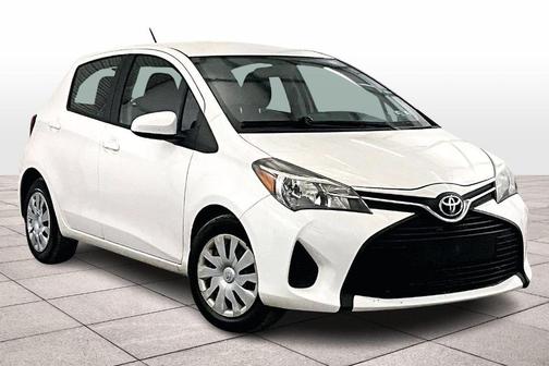 2016 Toyota Yaris LE