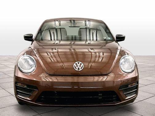 Dark Bronze Metallic 2017 Volkswagen Beetle 1.8T S