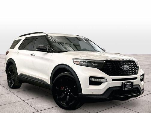 Star White 2022 Ford Explorer ST