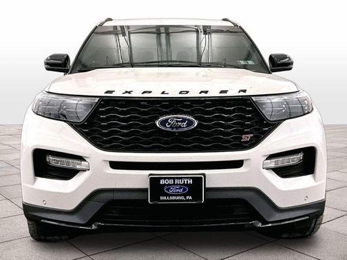 Star White 2022 Ford Explorer ST
