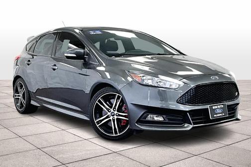 2018 Ford Focus ST Base