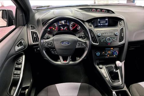2018 Ford Focus ST Base