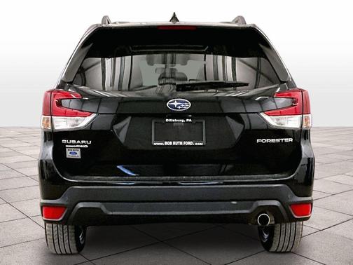 Crystal Black Silica 2020 Subaru Forester Limited