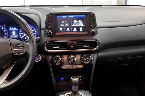 2021 Hyundai KONA SEL
