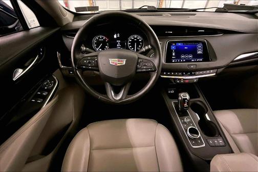 2019 Cadillac XT4 Luxury