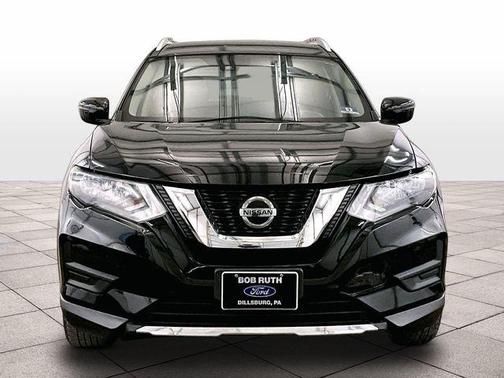 Magnetic Black 2019 Nissan Rogue SV