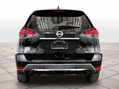 Magnetic Black 2019 Nissan Rogue SV