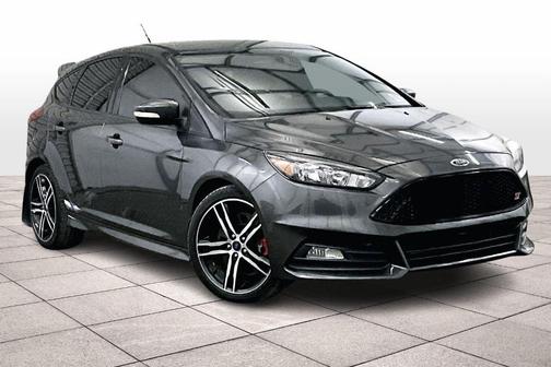 2018 Ford Focus ST Base
